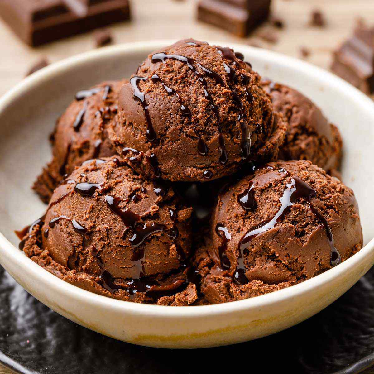 KETO CHOCOLATE ICE CREAM