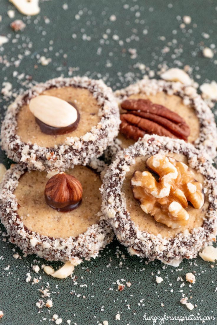 Quick Swedish keto hazelnut cookies