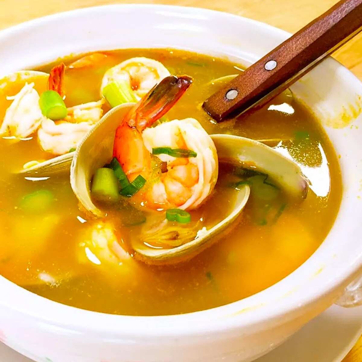 Low carb seafood soup with garlic mayo