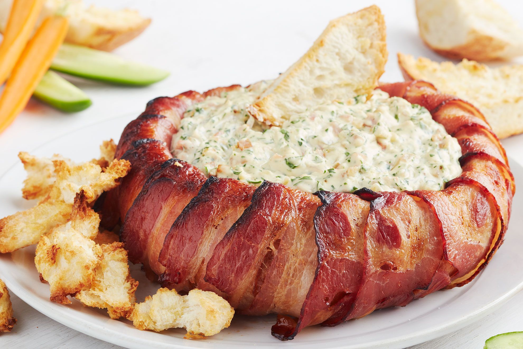 Glazed bacon cheese-mas cob loaf