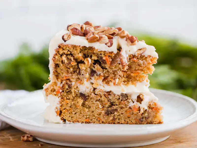 SUGAR-FREE KETO CARROT CAKE WITH ALMOND FLOUR