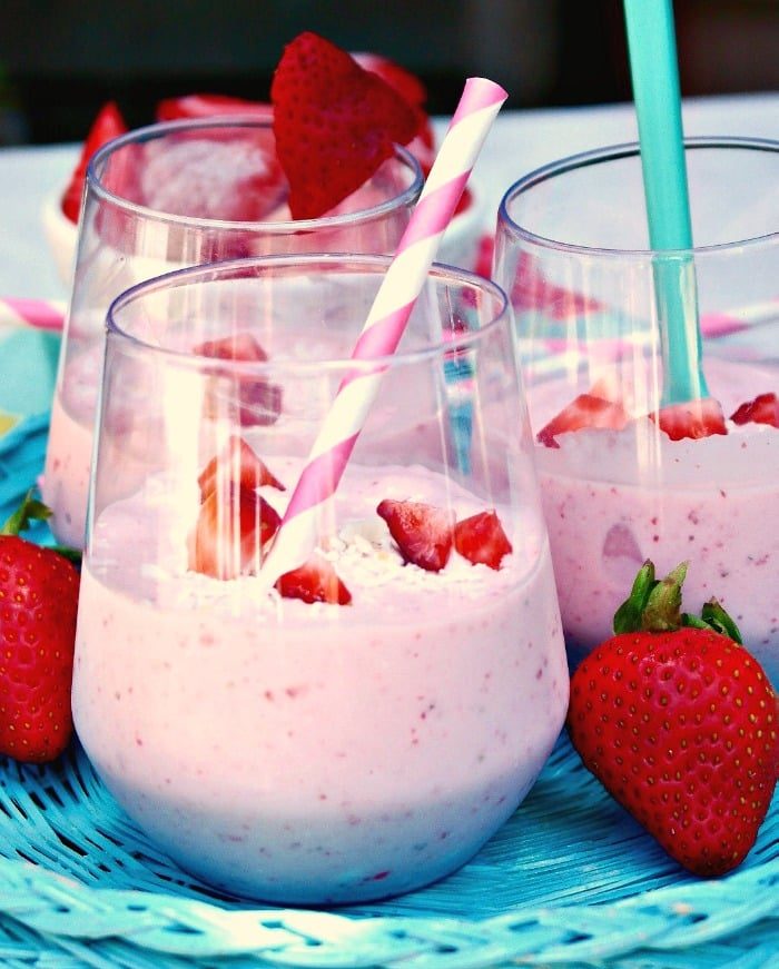 Low carb strawberry smoothie