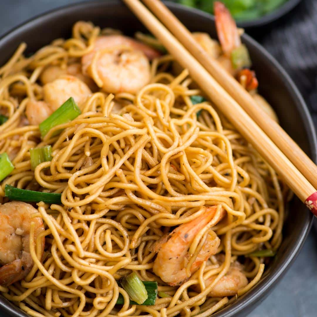 RICE NOODLES WITH EGG AND SHRIMP