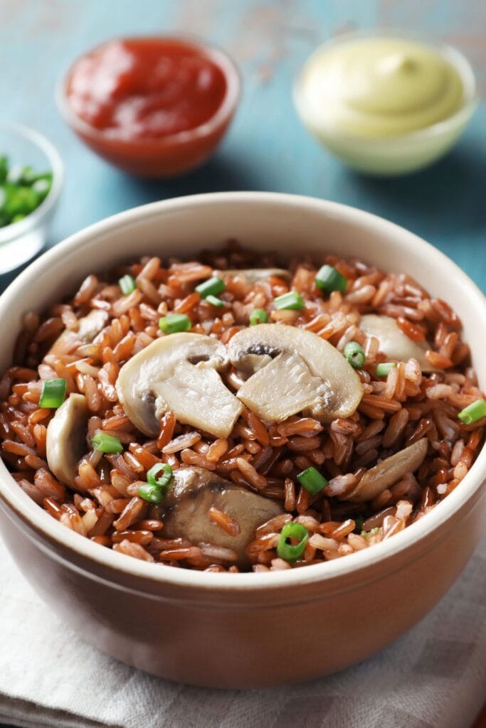 TOASTED BROWN RICE WITH MUSHROOMS & THYME RECIPE
