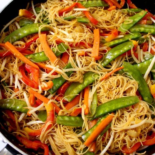 Delicious Singapore Noodle Stir Fry with Curry Powder