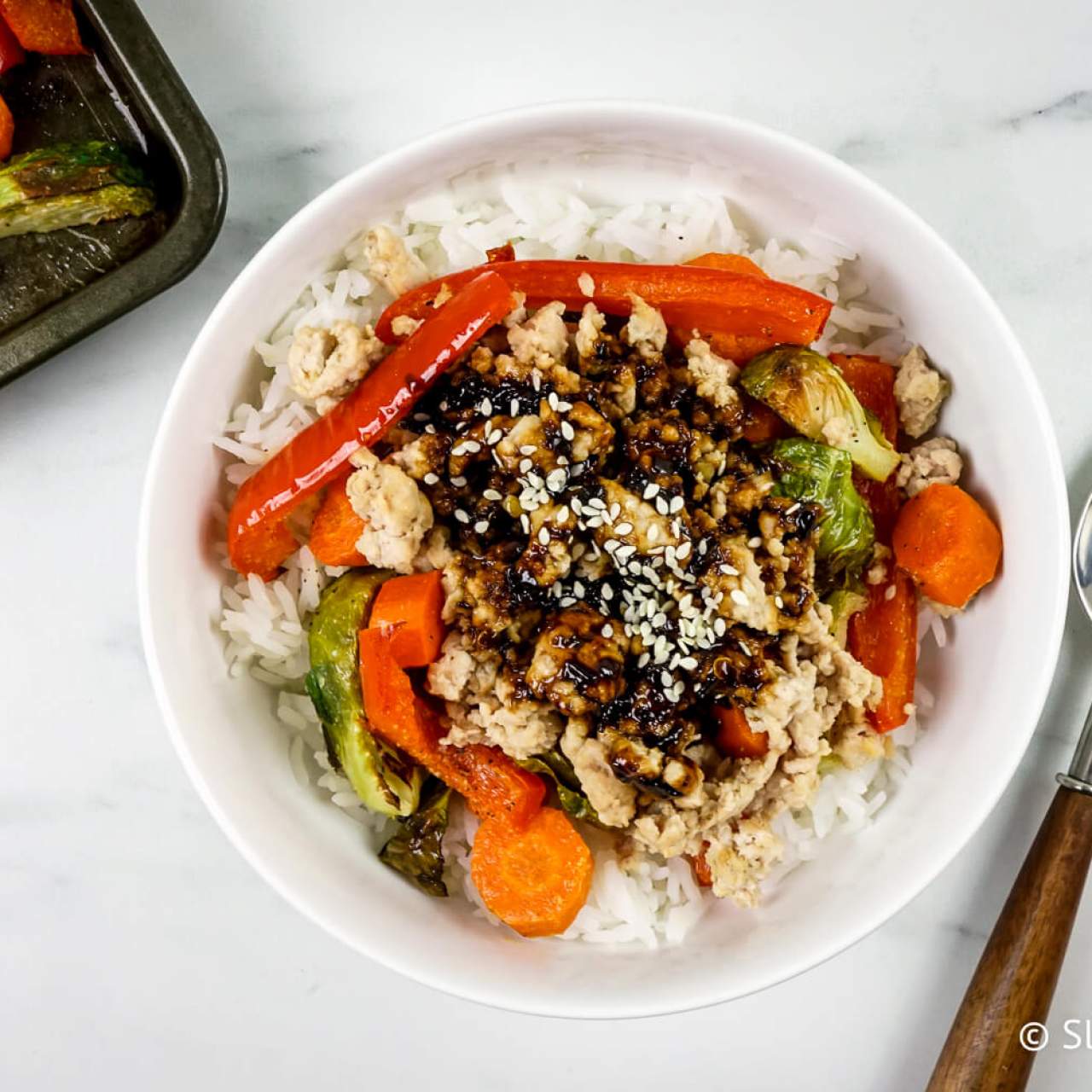 Healthy vegetable rice bowl