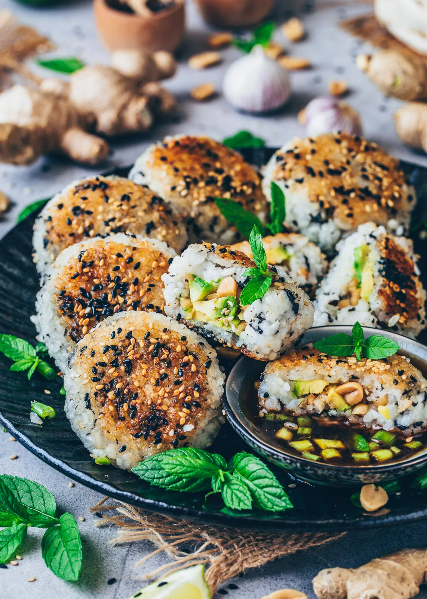 Rice balls in seaweed flakes